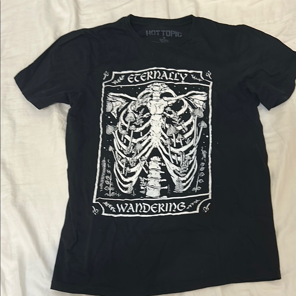 Hot Topic Black and White Gothic Ribcage Tee
